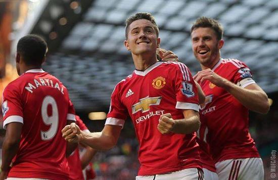 仅为球迷奉 仅为球迷奉